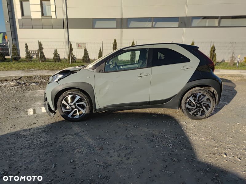 Toyota Aygo X 1.0 VVT-i Color Edition X-shift - 20