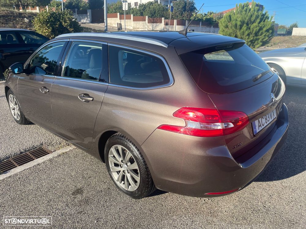 Peugeot 308 SW BlueHDi 120 EAT6 Stop & Start Active Business-Pack — fotografia 6