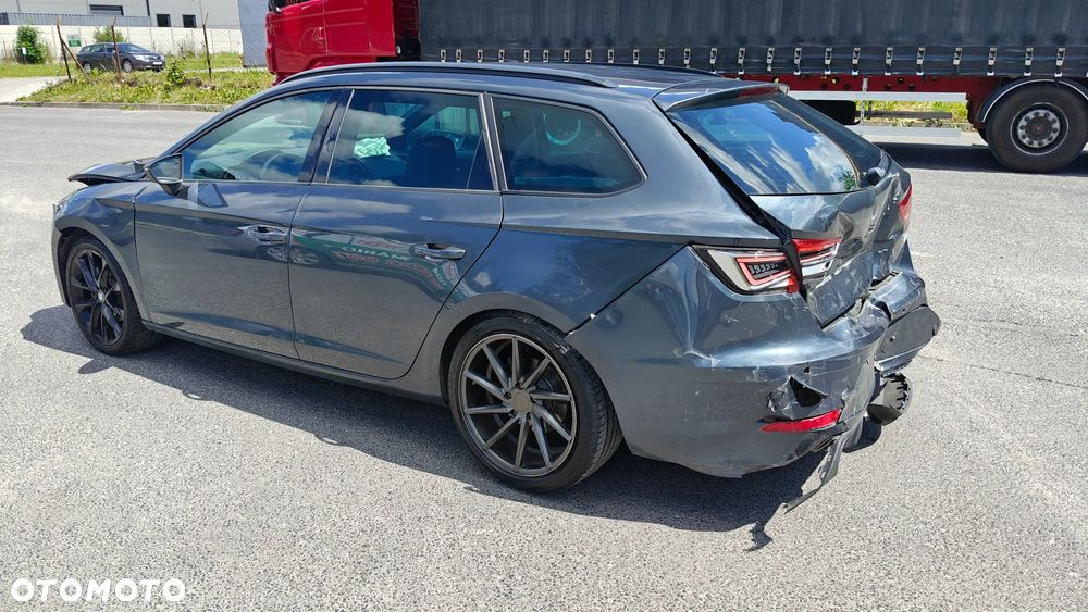 Seat Leon 1.5 EcoTSI Evo FR Black S&S DSG - 3