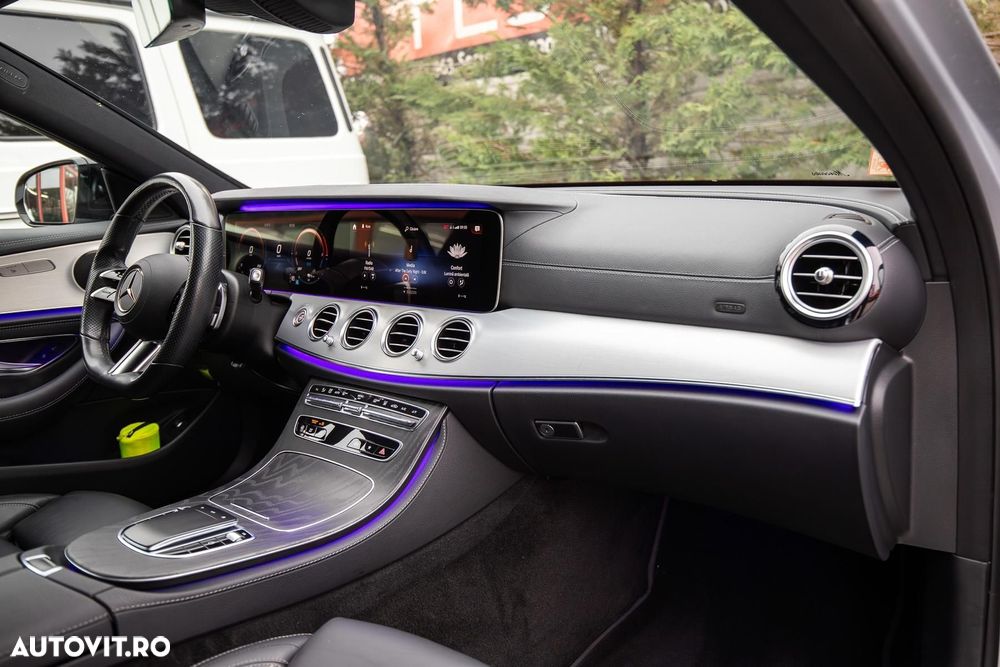 Mercedes-Benz E - 18