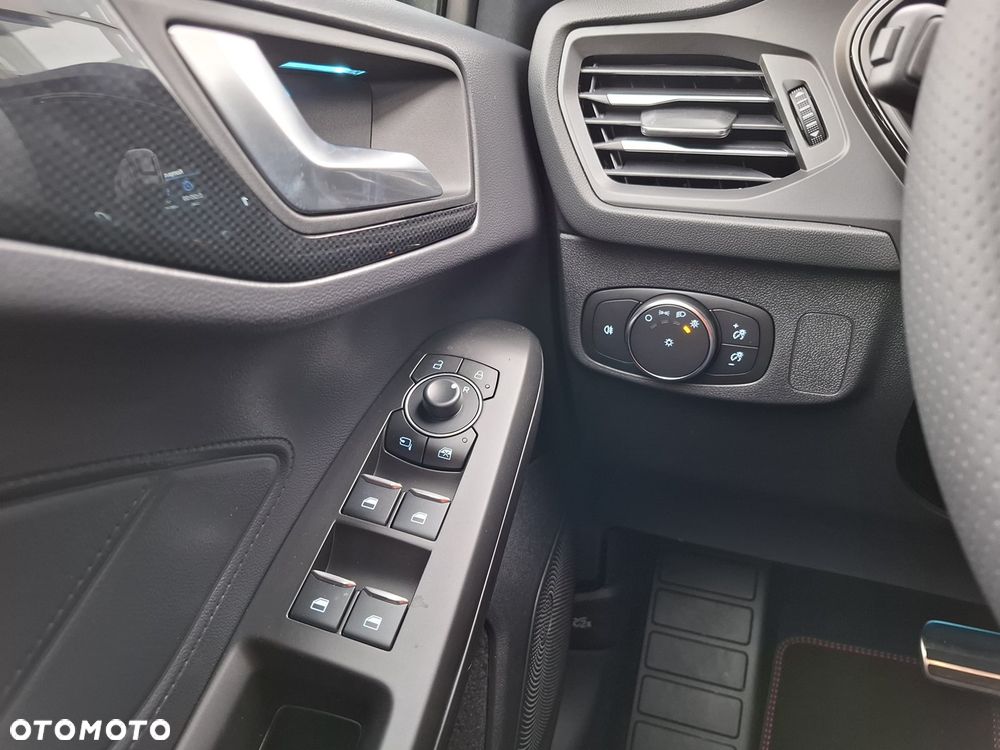 Ford Focus 2.3 EcoBoost ST X - 19