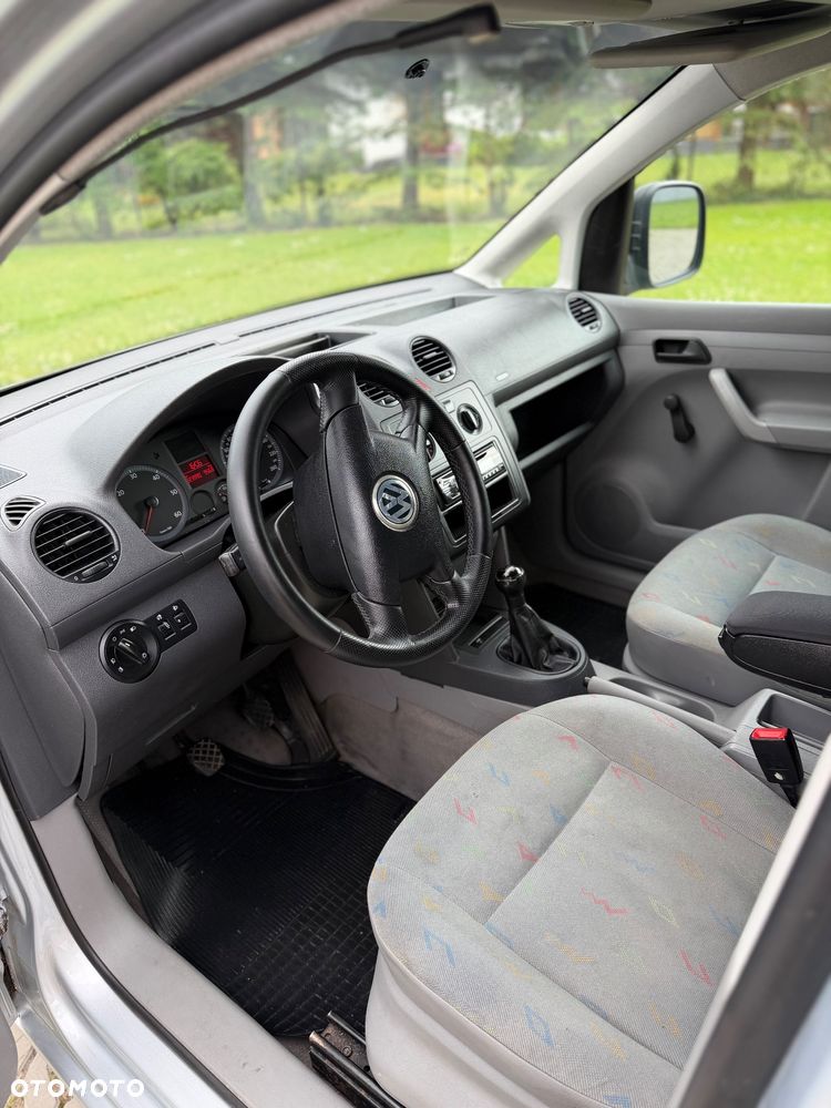 Volkswagen Caddy - 11