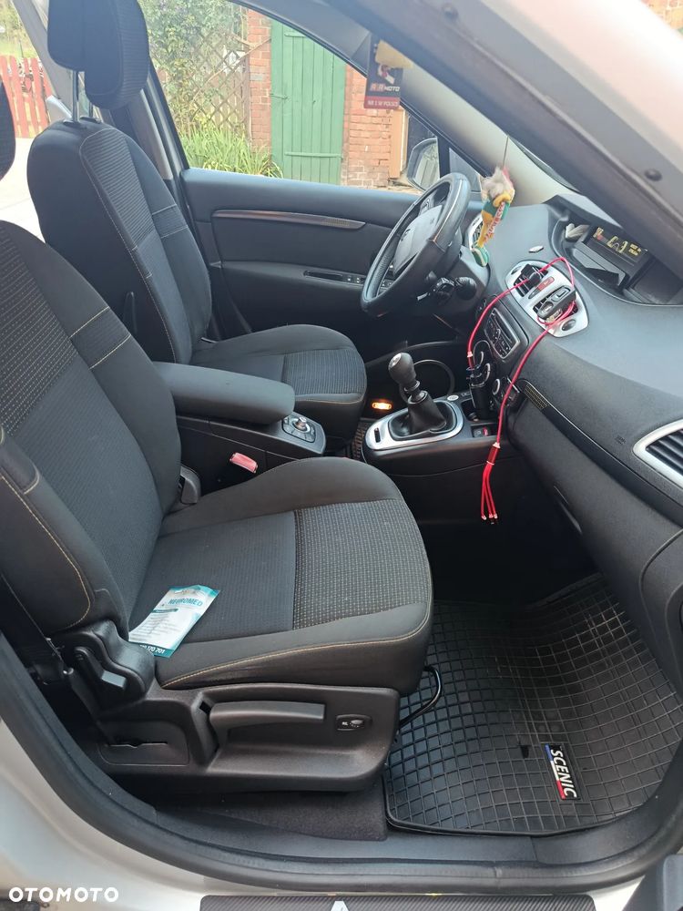 Renault Scenic 1.6 16V Authentique - 7