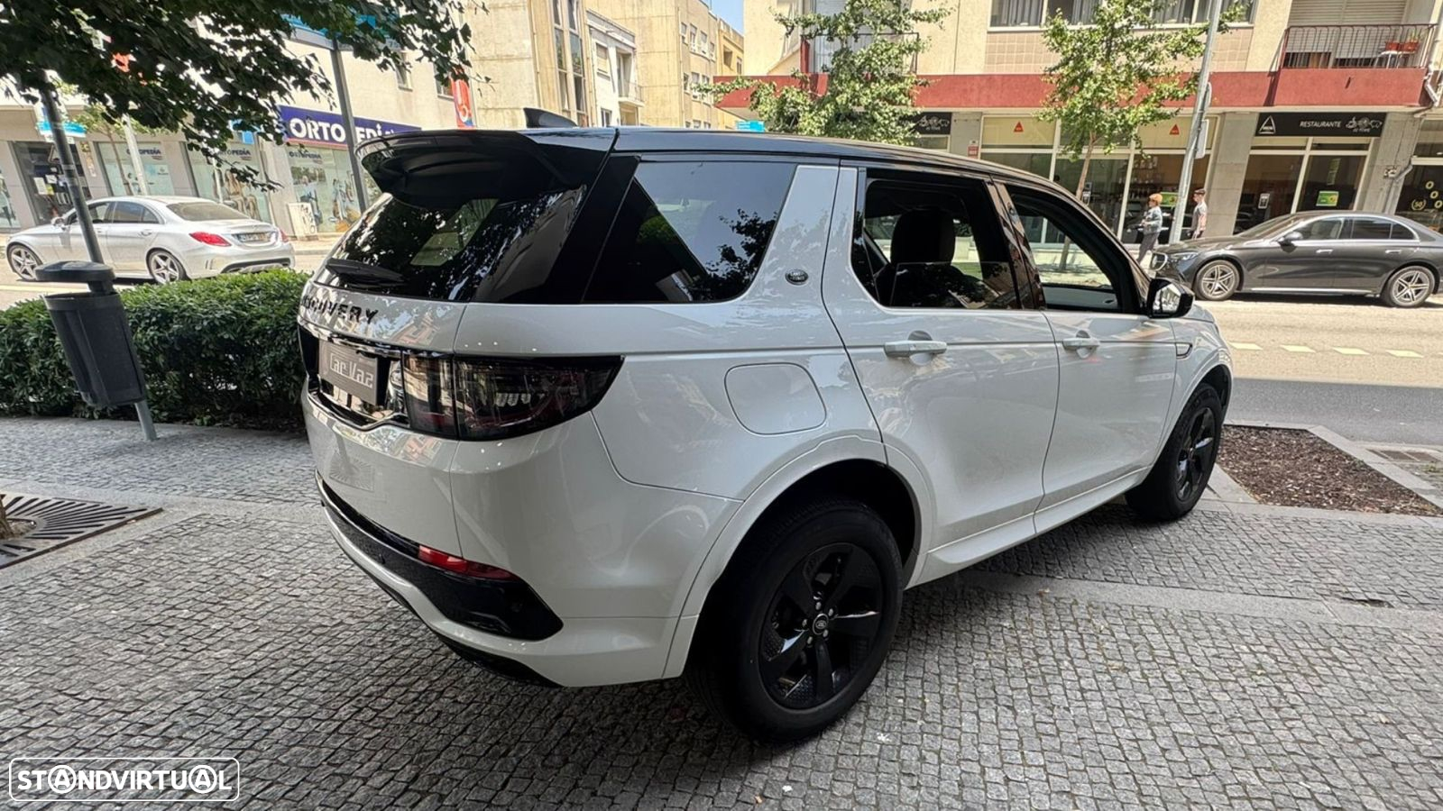 Land Rover Discovery Sport 1.5 I3 P300e AWD R-Dynamic S - 5