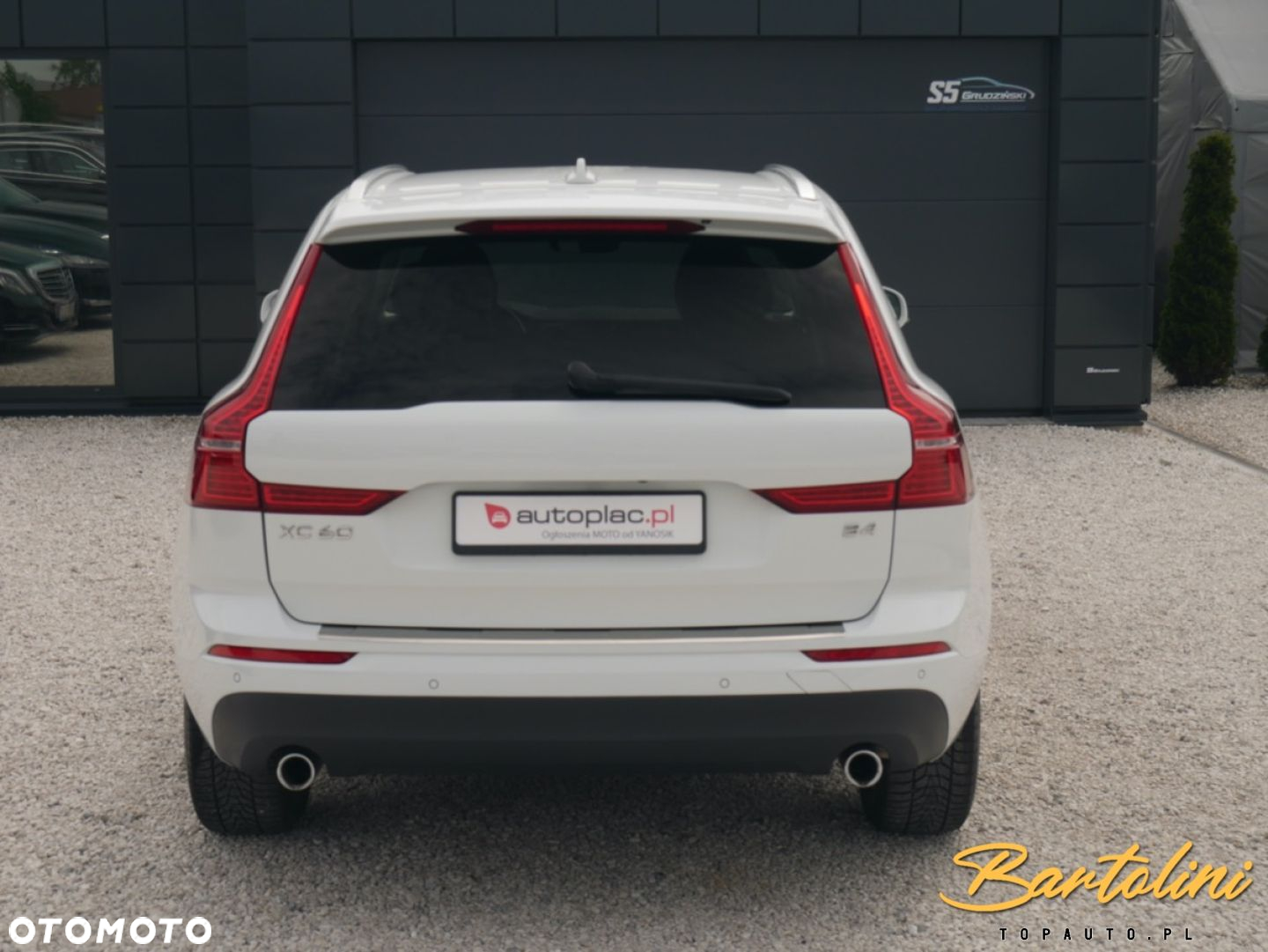 Volvo XC 60 - 6
