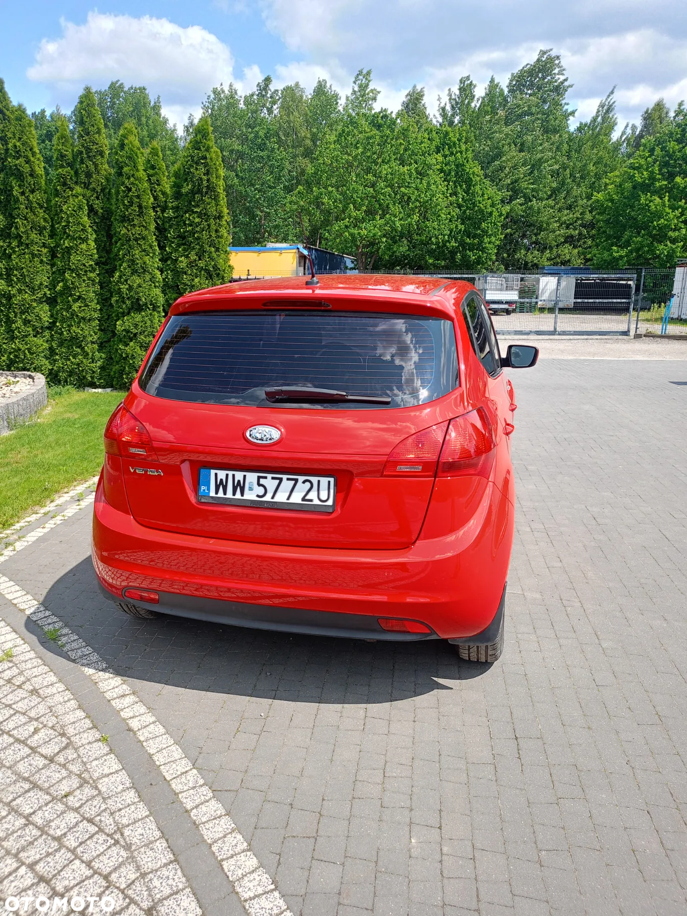 Kia Venga - 5