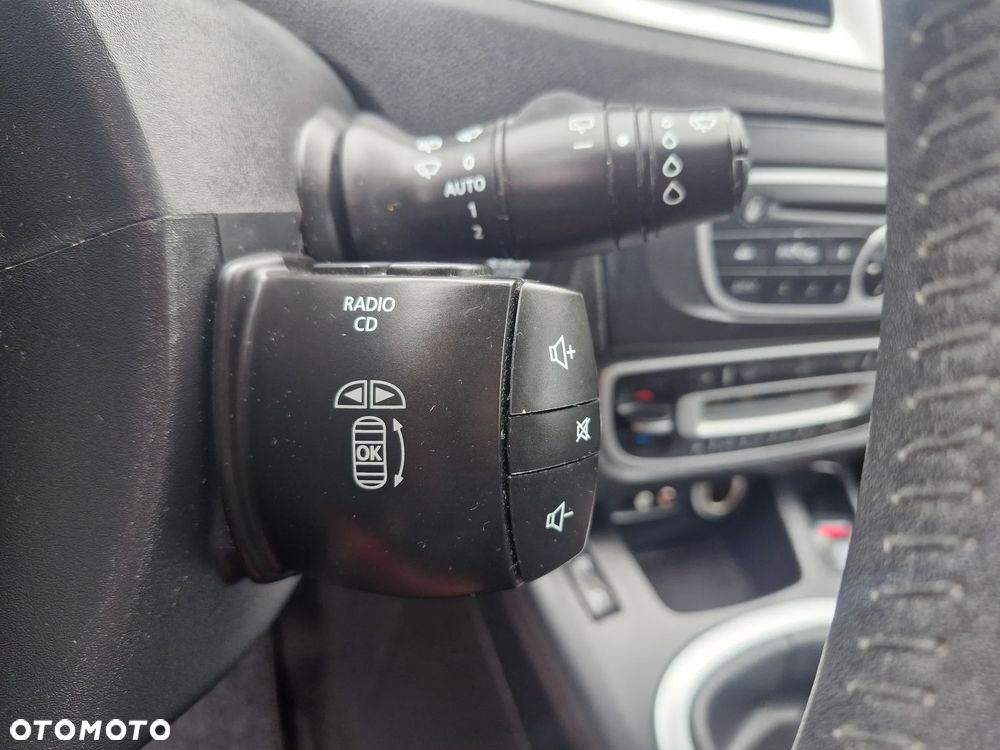 Renault Scenic 1.6 16V Authentique - 16