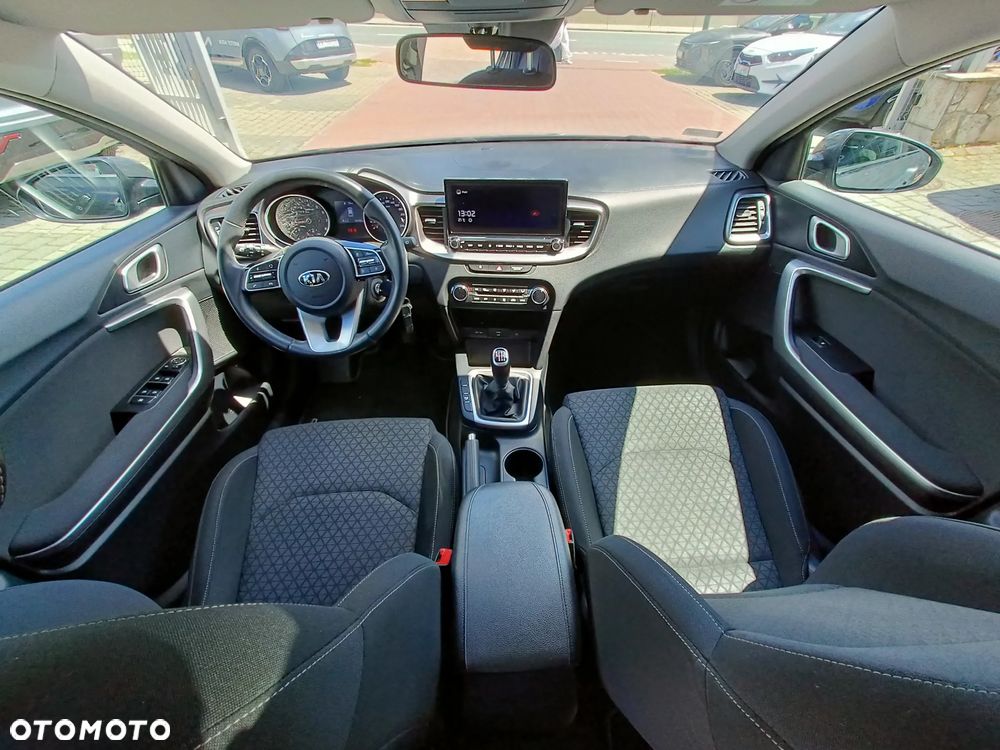 Kia Ceed 1.4 M - 10