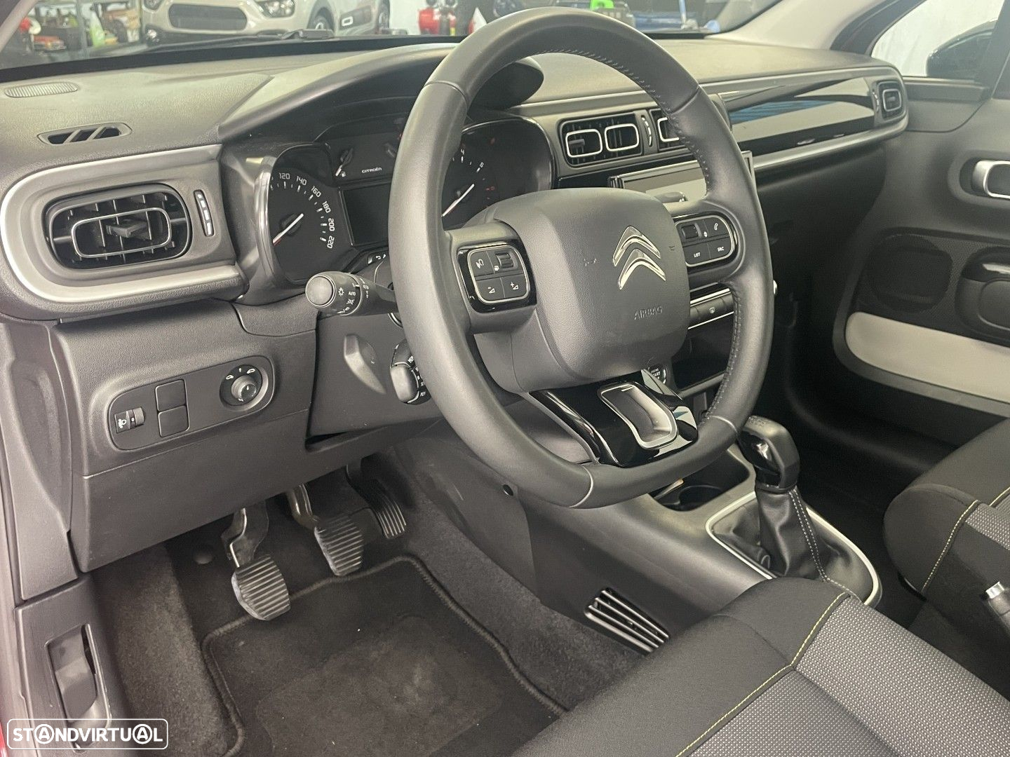 Citroën C3 1.2 PureTech Shine - 5