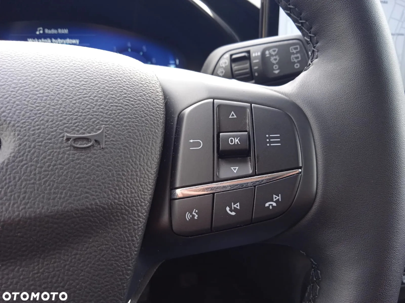 Ford Focus 1.0 EcoBoost Titanium X - 16