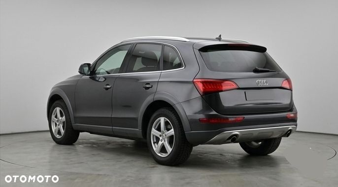 Audi Q5 2.0 TDI Quattro S tronic design - 2