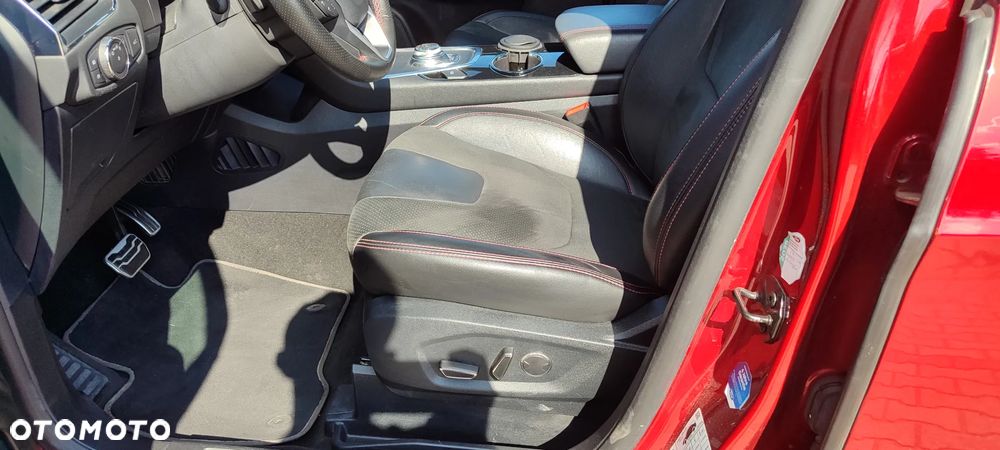 Ford S-Max 2.0 EcoBlue ST-LINE - 27