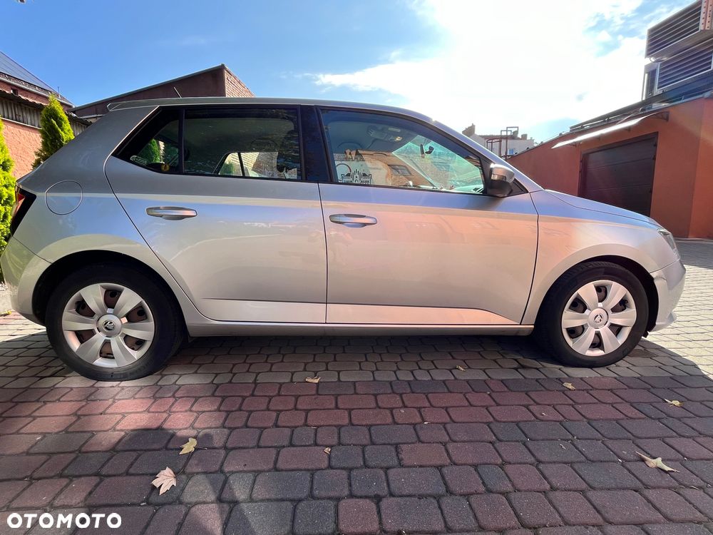 Skoda Fabia - 4