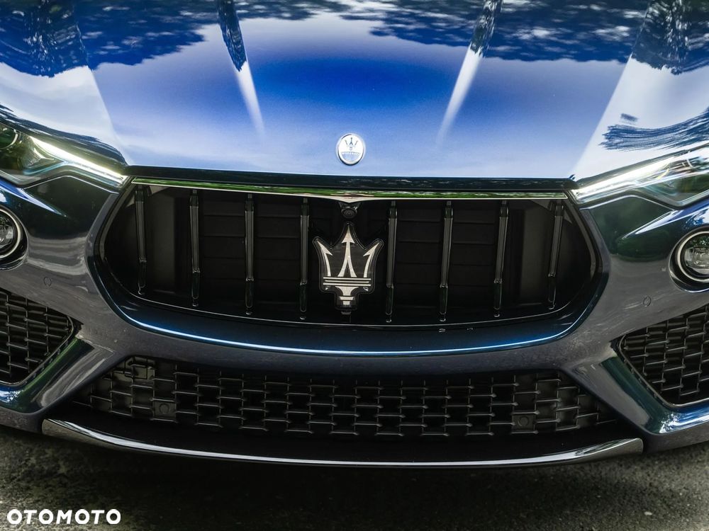 Maserati Levante - 3