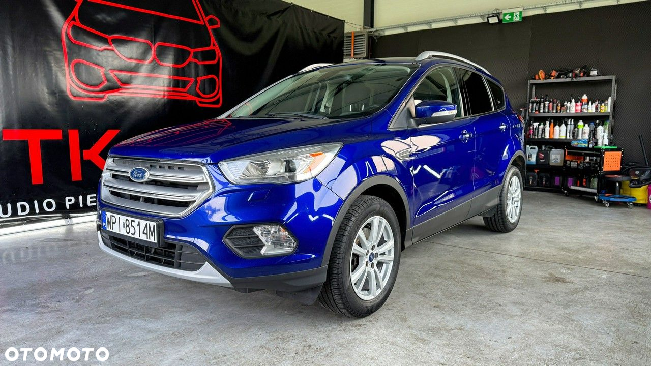 Ford Kuga 2.0 TDCi FWD Titanium - 4