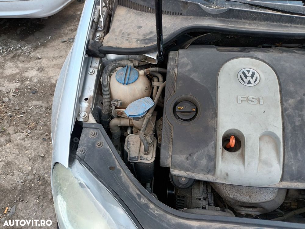Dezmembrari  VW GOLF 5  2003  > 2009 1.4 FSI Benzina - 3
