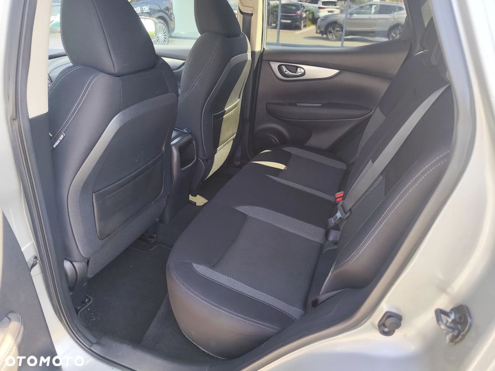 Nissan Qashqai 1.3 DIG-T N-Connecta - 14