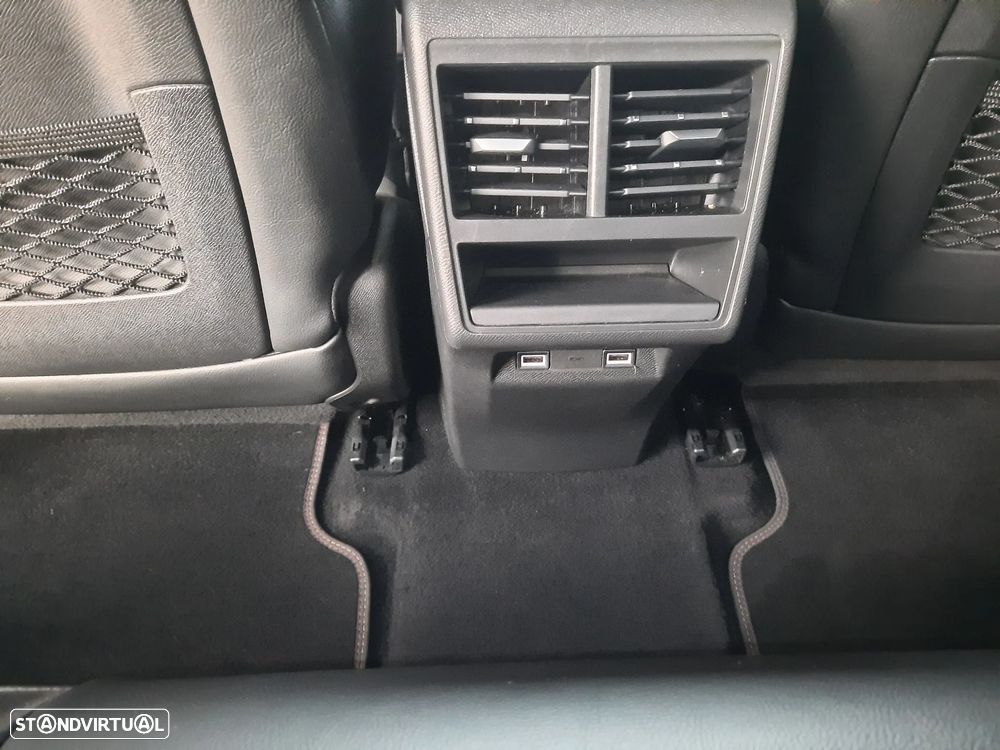 DS DS7 Crossback E-Tense Performance Line+ EAT8 - 45