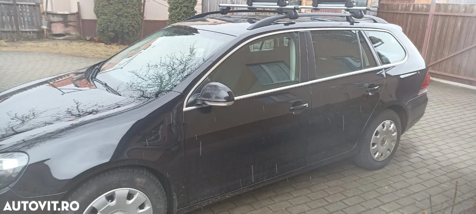 Volkswagen Golf - 6