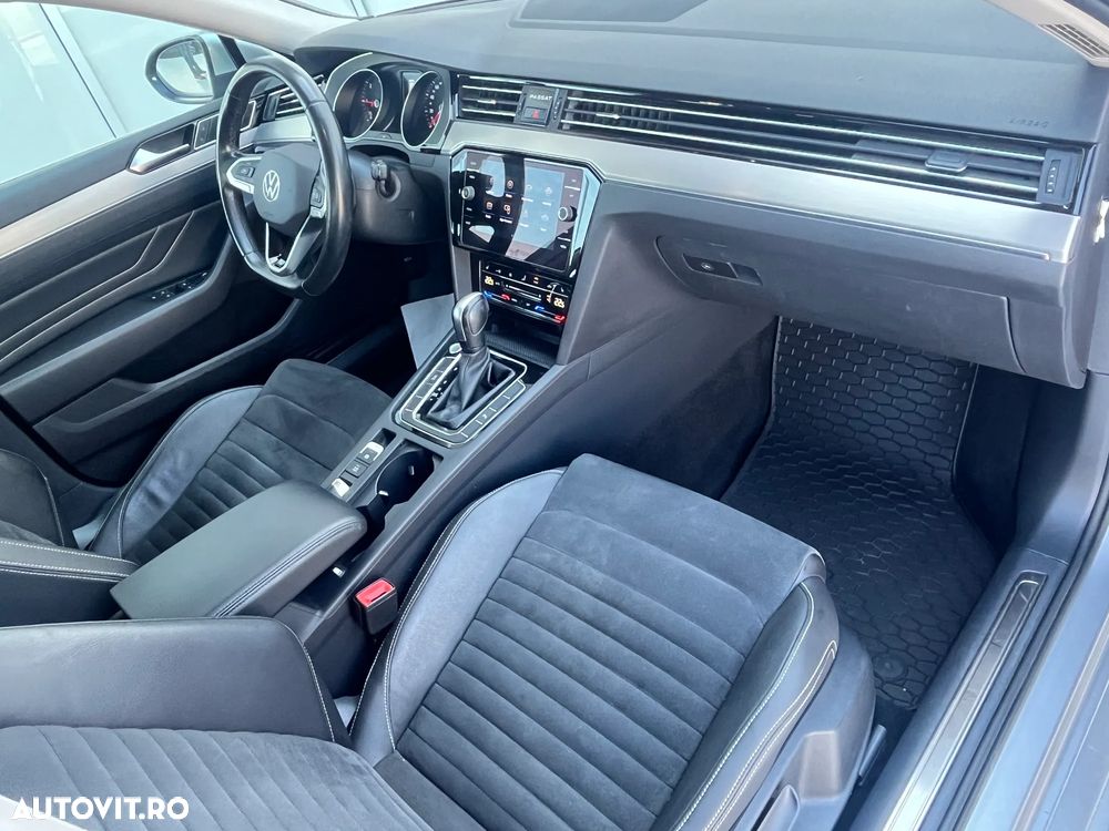 Volkswagen Passat 2.0 TDI DSG Highline - 26