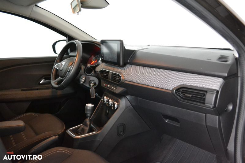 Dacia Logan TCe 90 MT6 Comfort - 12