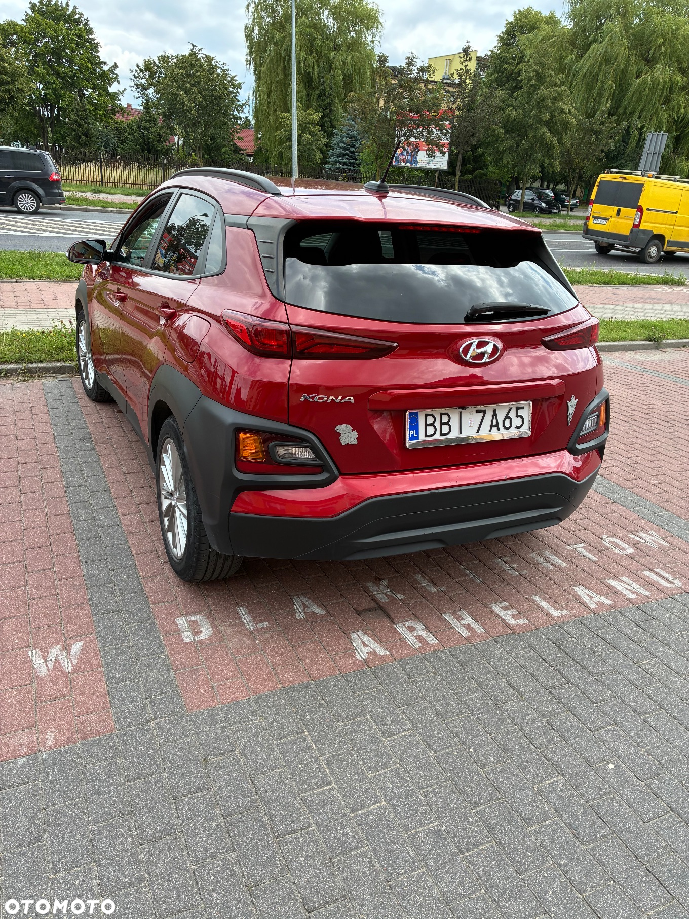Hyundai Kona - 4