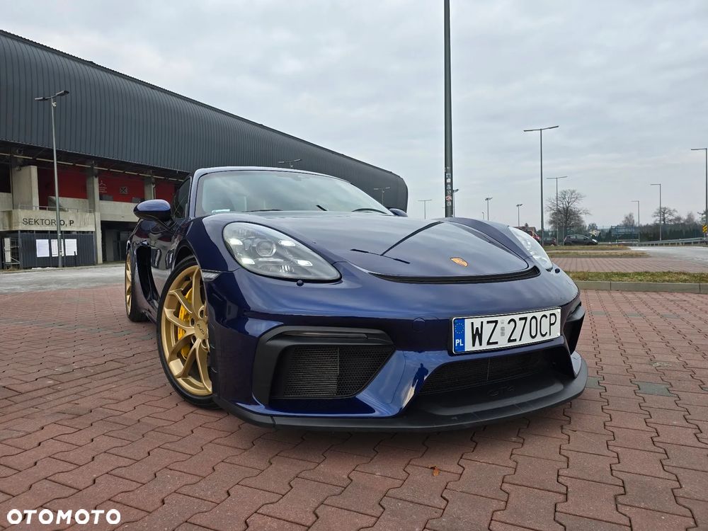 Porsche 718 Cayman - 11