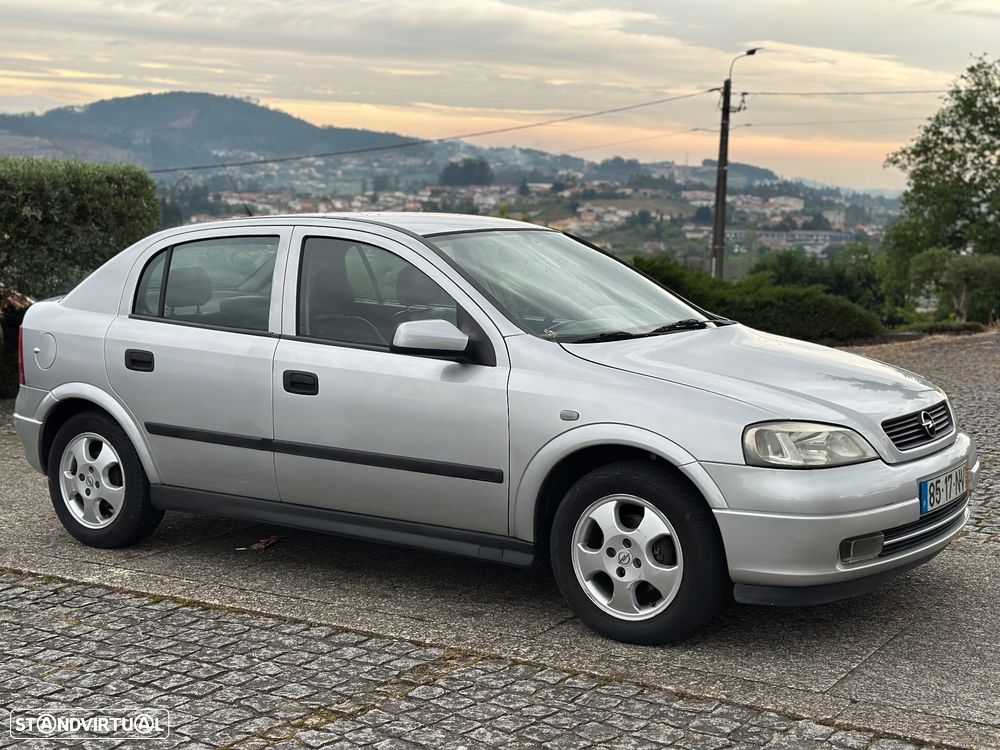 Opel Astra 1.4i 16V Sport - 5