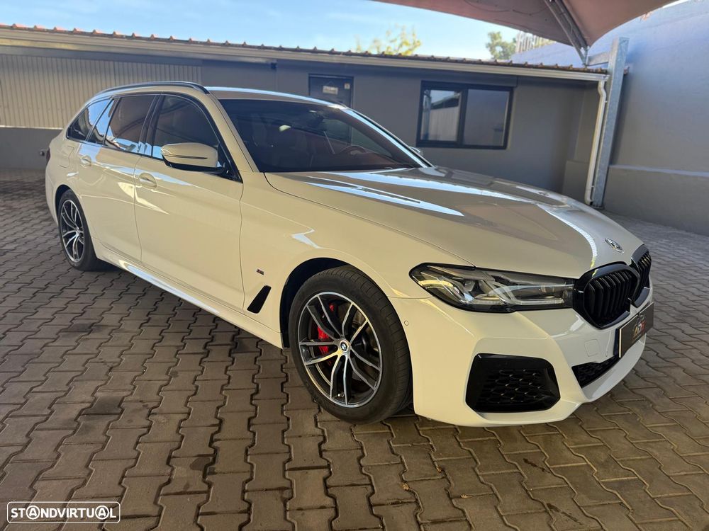 BMW 530 e Pack Desportivo M - 13