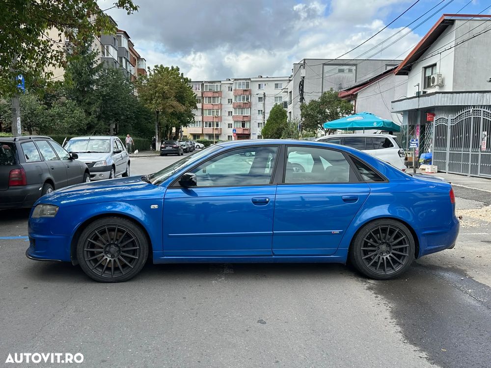 Audi A4 2.0 T FSI quattro - 9