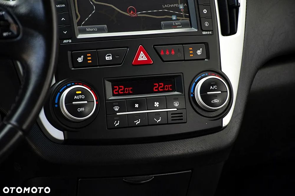 Kia Ceed 1.6 CVVT Dream-Team Edition - 26