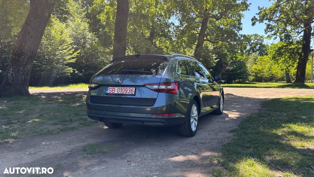 SKODA Superb 2019 — imagine 16