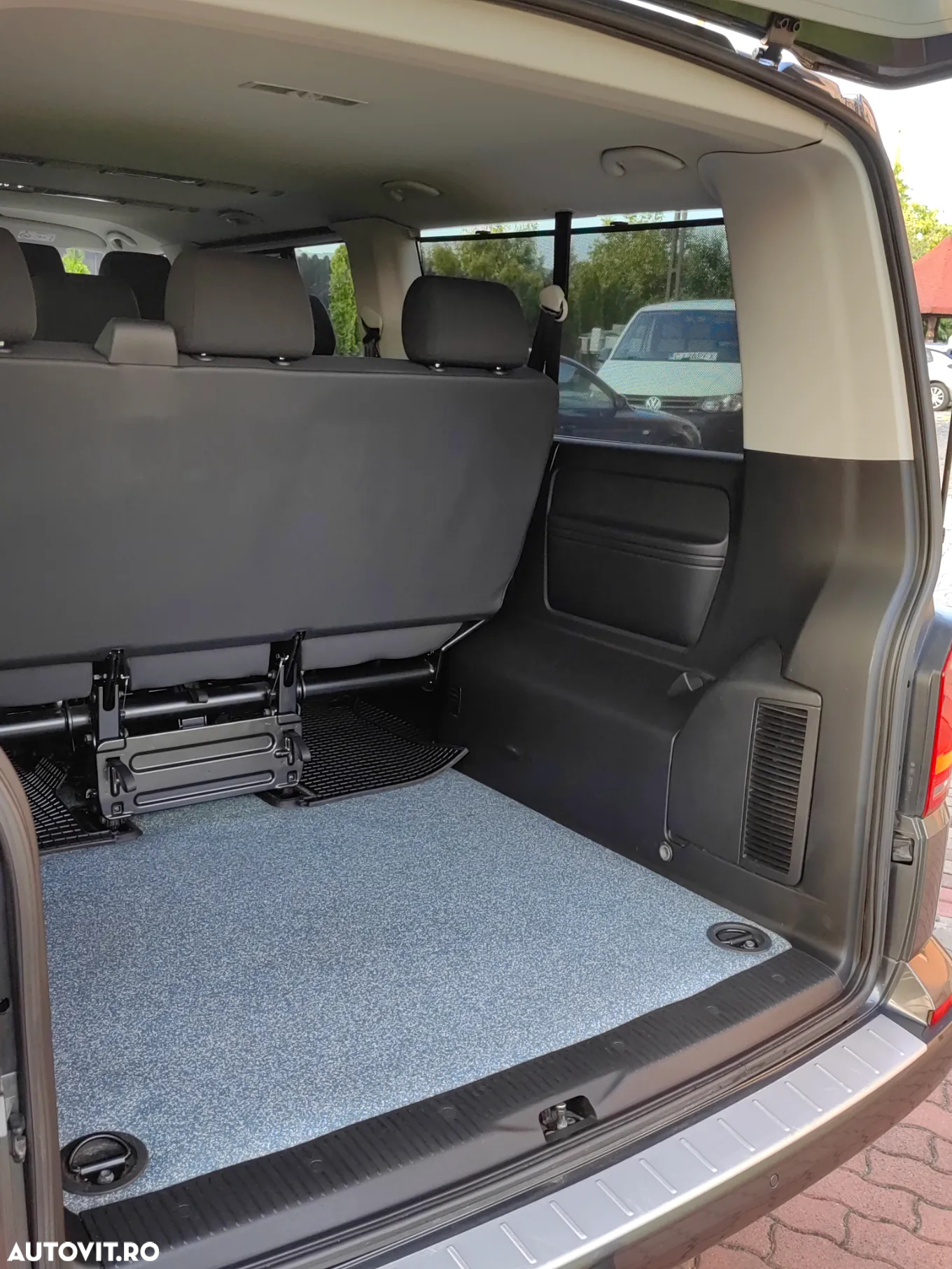 Volkswagen Caravelle T6.1 2.0 TDI 110 kW KR Comfortline DSG - 31