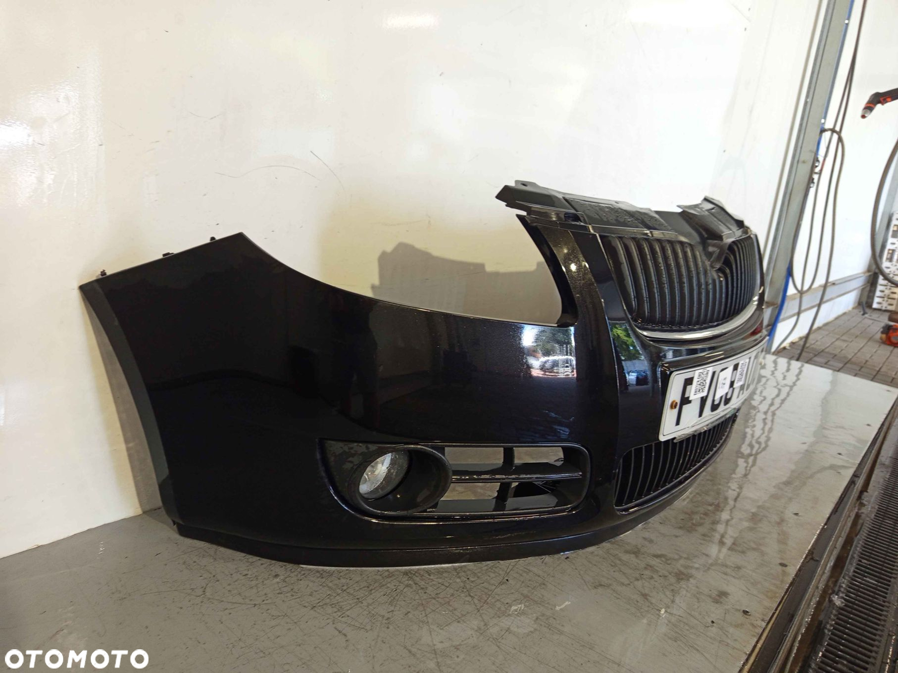 + ZDERZAK PRZÓD PRZEDNI SKODA FABIA 2 II ROOMSTER 9910 CZARNY HALOGENY - 2