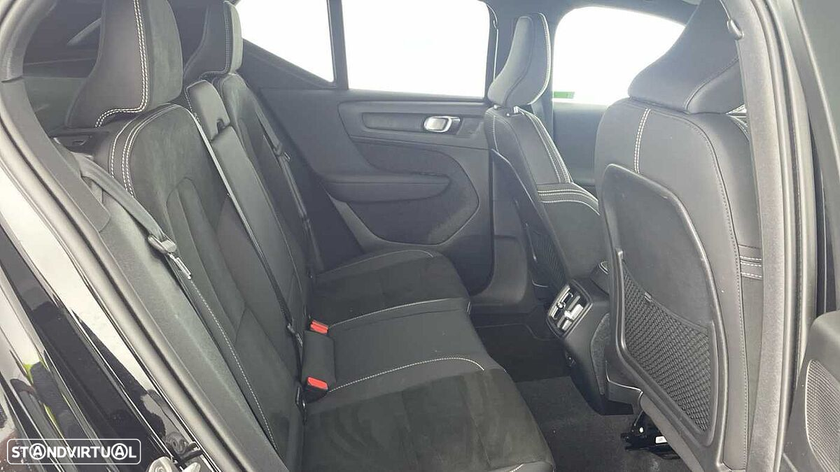 Volvo XC 40 - 11