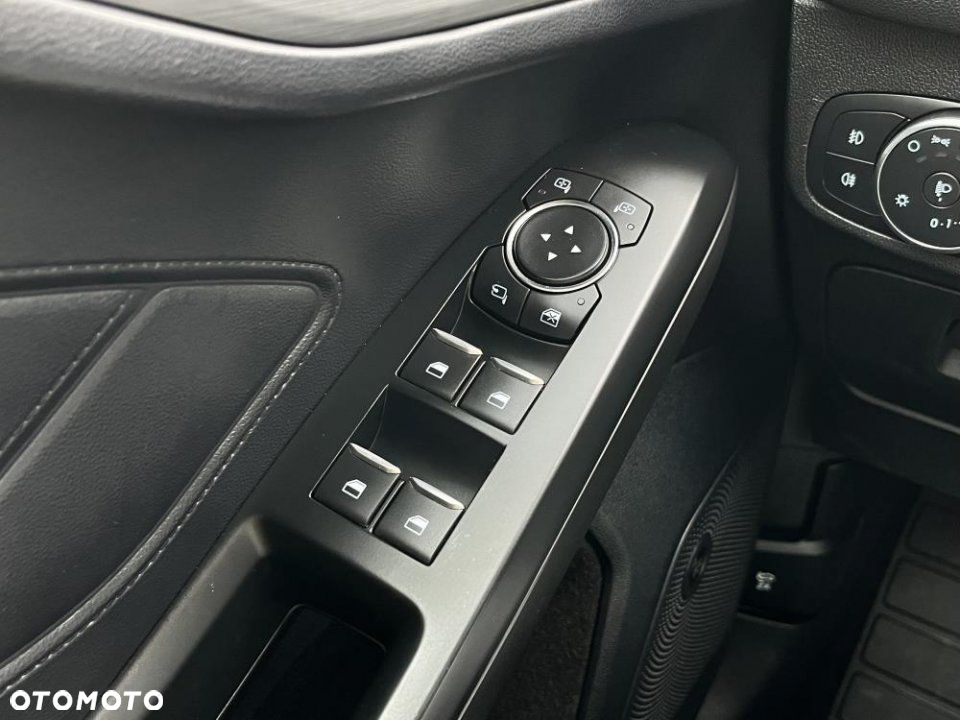Ford Focus - 13