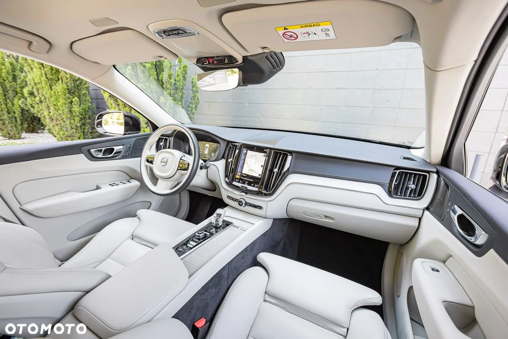 Volvo XC 60 B4 B Inscription - 12