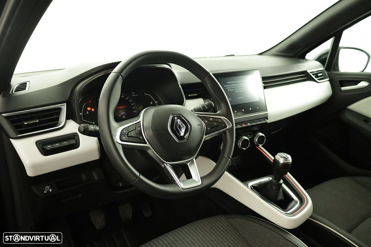 Renault Clio 1.0 TCe Techno Bi-Fuel - 7