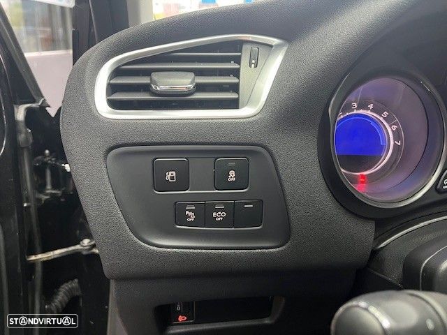 Citroën C4 1.6 BlueHDi Feel - 19