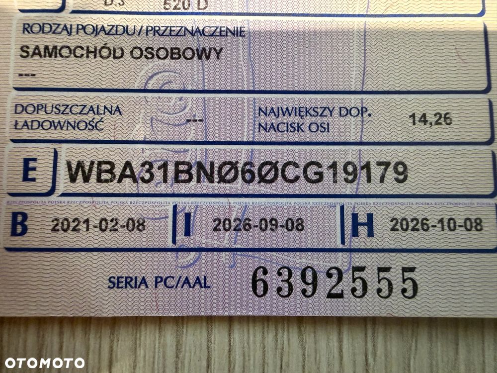 BMW Seria 5 520d mHEV - 24