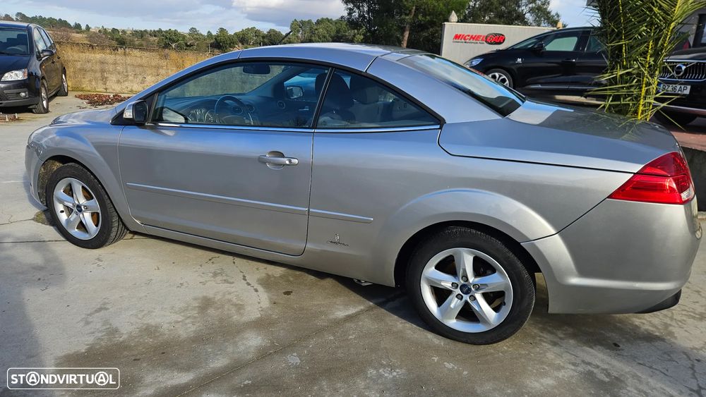 Ford Focus 1.6 16V Titanium - 4
