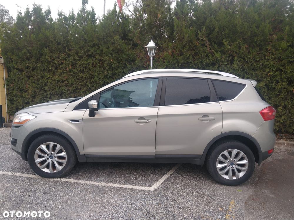 Ford Kuga 2.0 TDCi Titanium FWD - 3