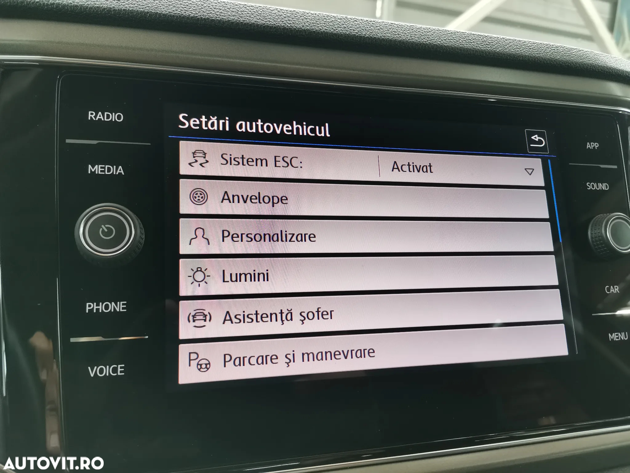 Volkswagen T-ROC 2.0 TDI DSG Design - 25