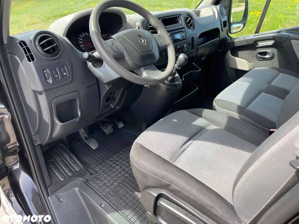 Renault Trafic - 27