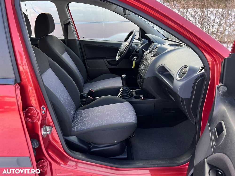 Ford Fiesta 1.4 Trend - 10