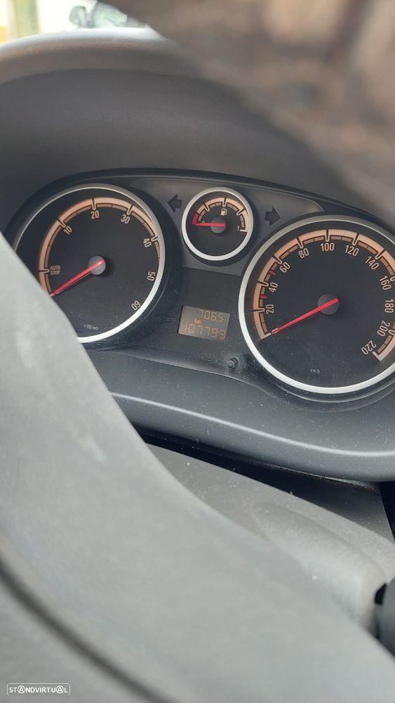 Opel Corsa - 4