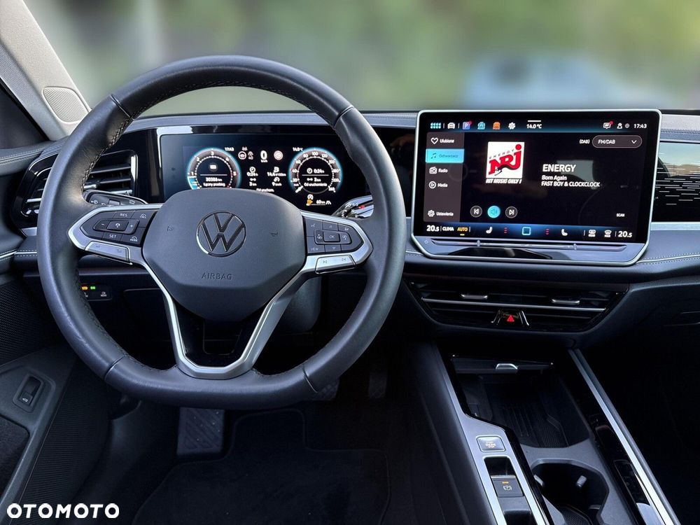 Volkswagen Passat - 18