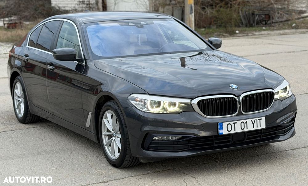 BMW Seria 5 520d xDrive AT - 14