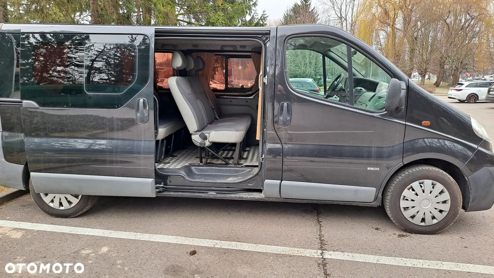 Opel Vivaro - 6