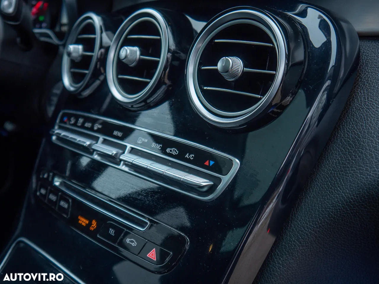 Mercedes-Benz GLC 220 d 4MATIC - 15